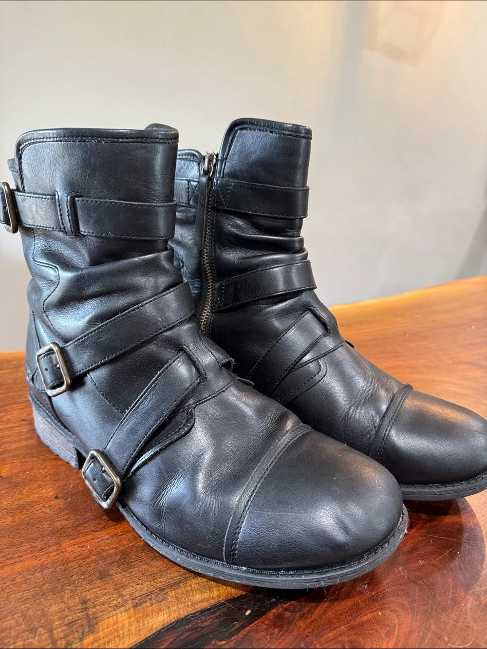 UGG Moto Black Leather Buckle Ankle Boots Size 12 - Picture 4 of 11